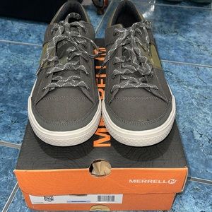 Merrell canvas sneaker
